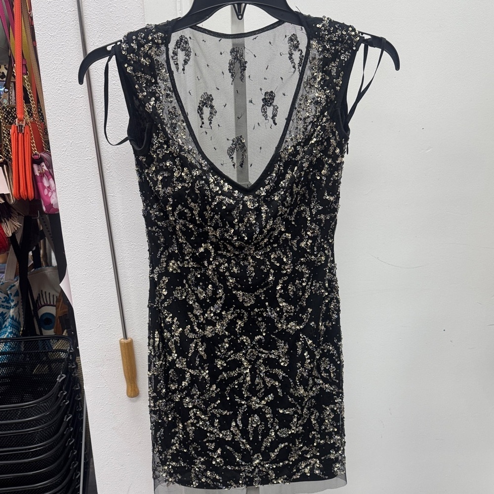 Mori Lee Black and Gold Mini Dress Size 4